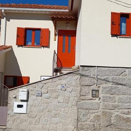 Albergue De Moes - Casa Do Ladrilho Kültér fotó